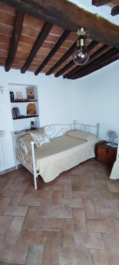 La Casina Di Nonna Lola Vila Castiglione dʼOrcia Exterior foto